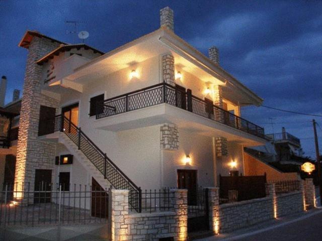 Ξενώνας Γιογκαράκης Ελαιώνας Εξωτερικό φωτογραφία
